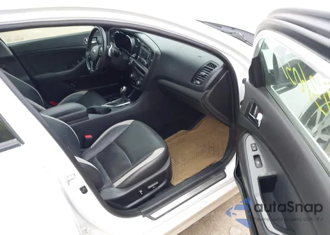 2013 Kia Optima Sx z USA, uszkodzony, nr VIN 5XXGR4A69DG127932